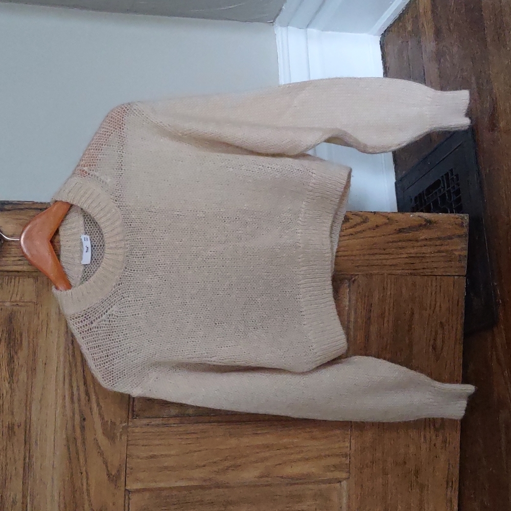 Aritzia TNA Utica oversized cropped sweater